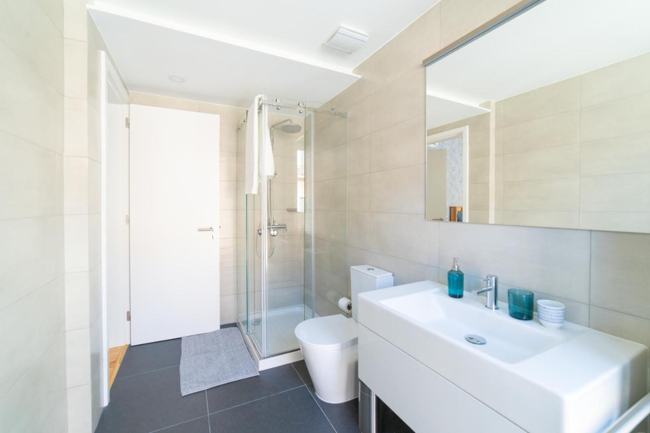 ליסבון Blue By The River 2 - Elegant Two-Bedroom In Santos מראה חיצוני תמונה